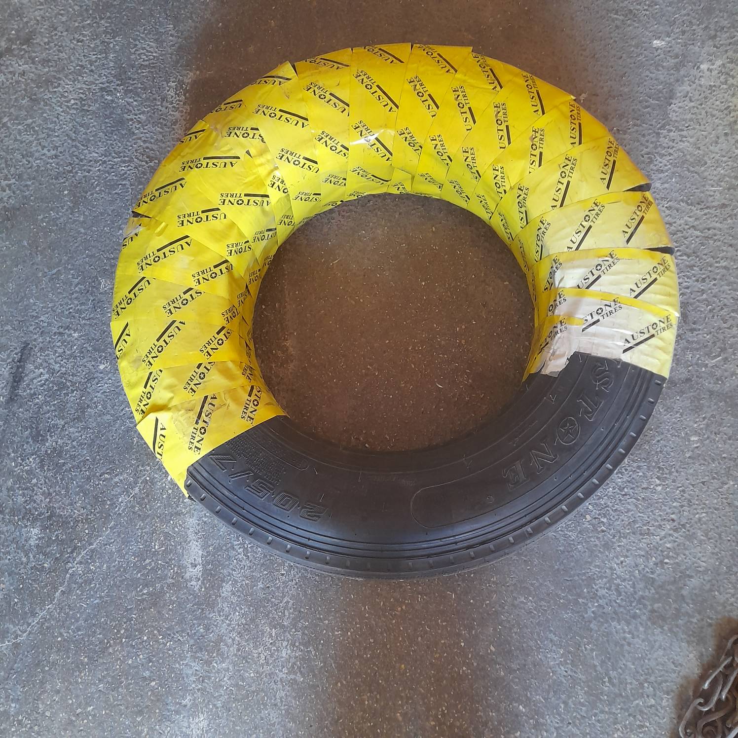 لاستیک آستون سایز 205/75R17.5 مدل AT115A تولید 2024 - دو حلقه